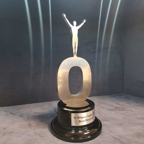 Custom O Figurine Award - Trophy Land