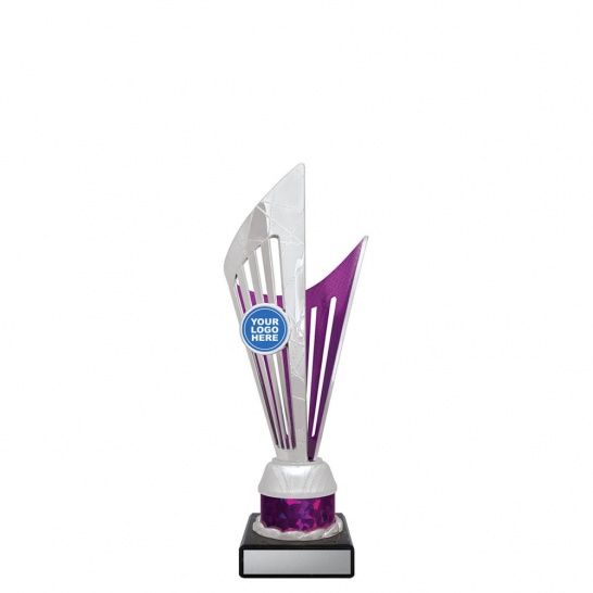 D521B - Trophy Land