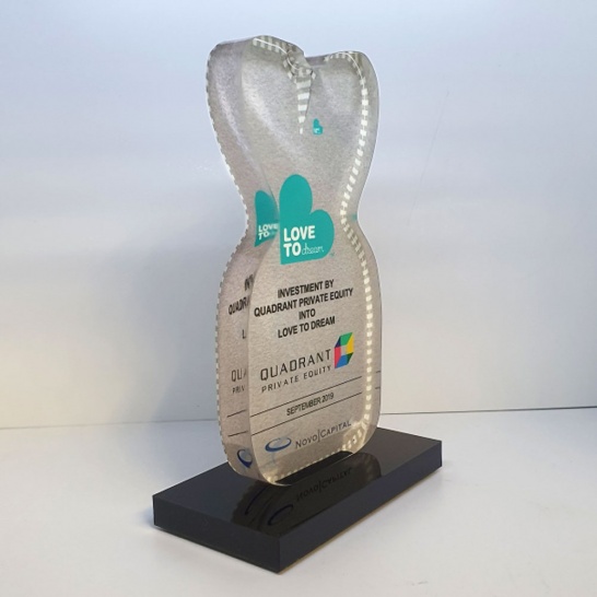 Love To Dream Award - Trophy Land