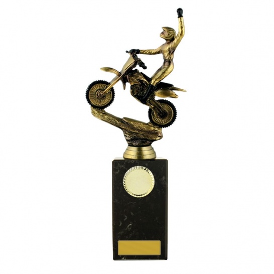 S215 - Trophy Land