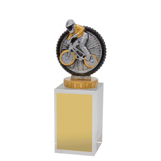 UB08B - Trophy Land