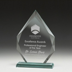 Glass Award WT67A - Trophy Land Glass Award WT67A - Trophy Land