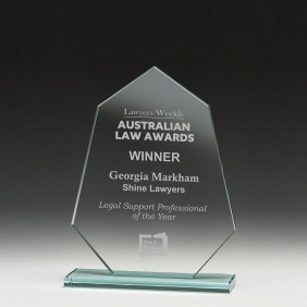 Glass Award WT95A - Trophy Land Glass Award WT95A - Trophy Land