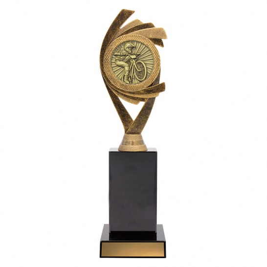 X532D - Trophy Land