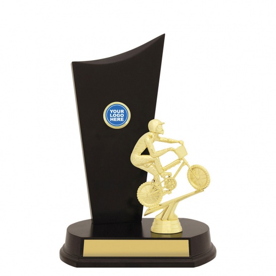 YT8008B - Trophy Land
