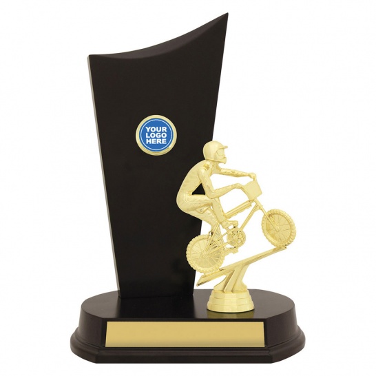 YT8008C - Trophy Land
