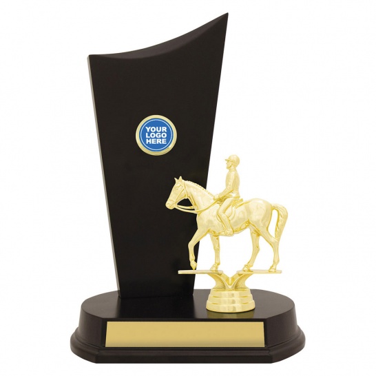 YT8137C - Trophy Land