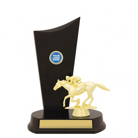 YT8138B - Trophy Land
